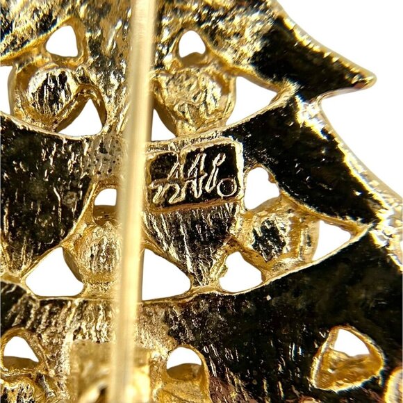 VINTAGE SIGNED AAI GOLD TONE CHRISTMAS TREE BROOCH PIN RHINESTONE - Picture 4 of 5